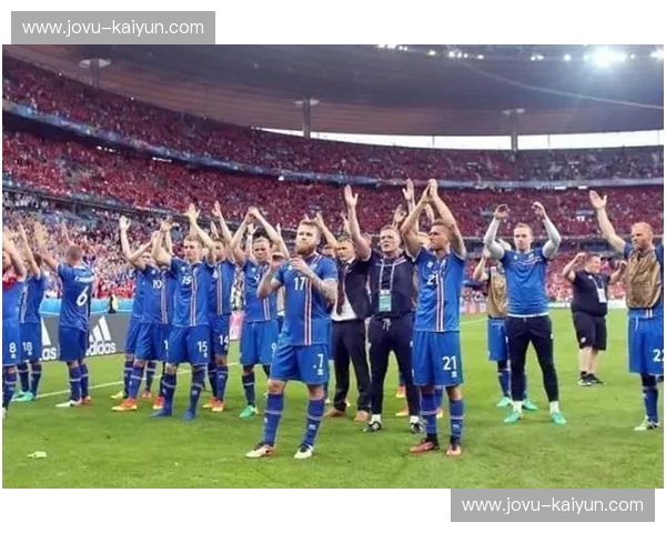 橙色风暴与冰原奇迹:当全攻全守的浪漫撞上维京战吼的意志